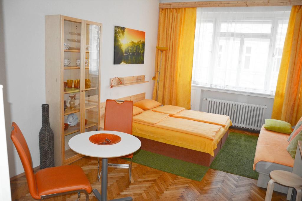 Apartmany Machek Praga Habitación foto
